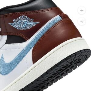 Air Jordan 1 Mid SE Brown, Blue